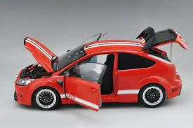 1/18 Ford Focus RS- 2010