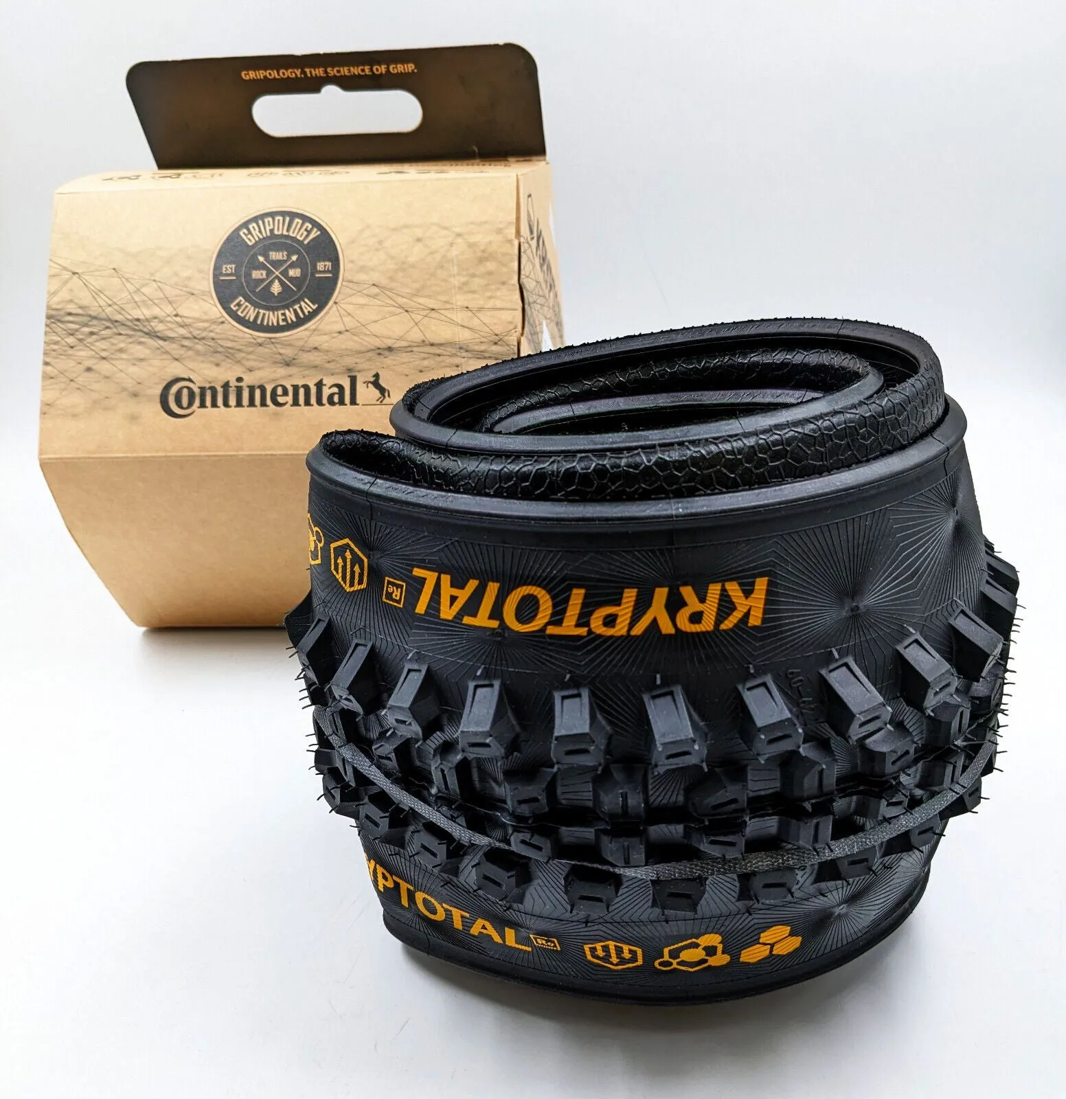 Continental Kryptotal DH SuperSoft Casing 27.5x2.40 Tubeless Fold Tire