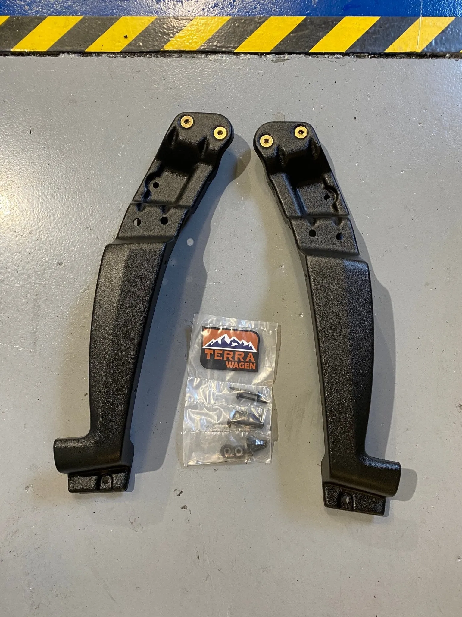 Mondo Mudguard Big Tire Kit - 2019  Sprinter & 2020 Revel [Terrawagen]