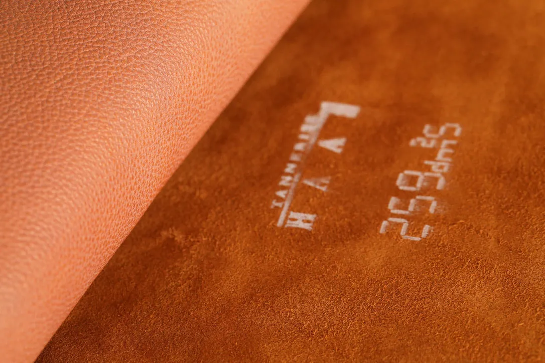 Tanneries Haas - "Foulonne" Novonappa - French Calfskin Leather (SAMPLES)